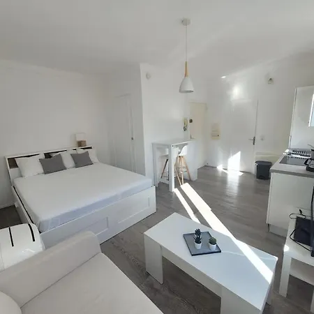 Studio De Charme, Quartier Calme A Appartement Cannes